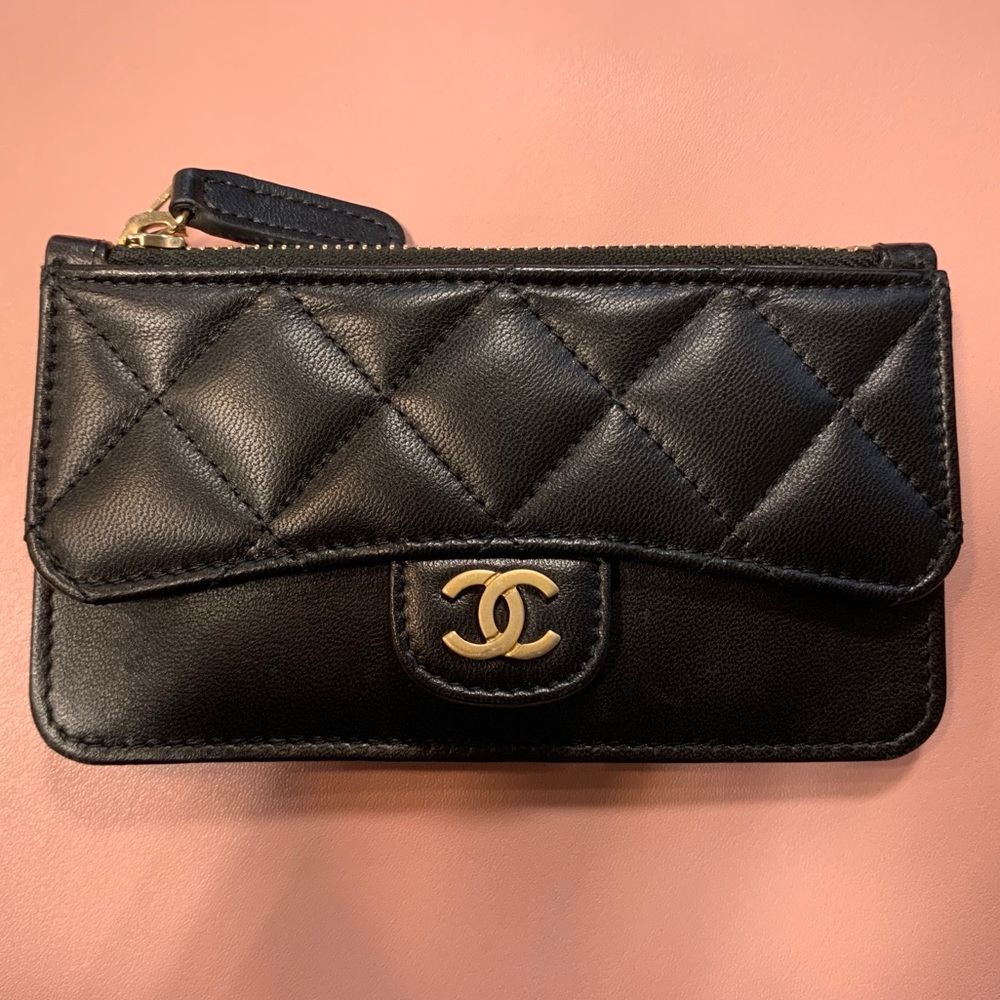 🔴SOLD🔴 Chanel card holder